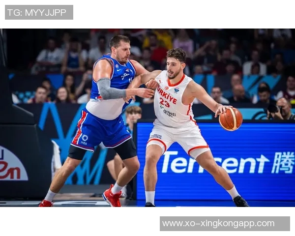 约基奇对阵申京展现统治力豪取34分10篮板9助攻全面压制小火龙