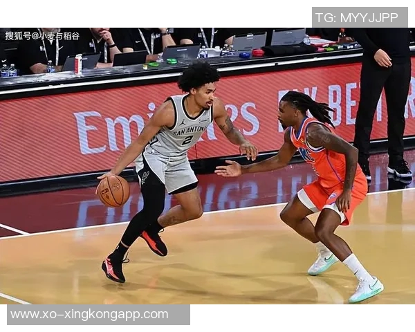 马刺媒体人称哈珀表现超越康宁汉姆引发热议