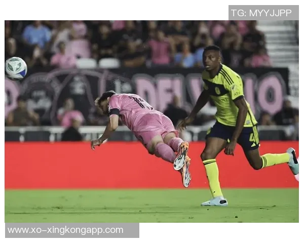 迈阿密半场落后纳什维尔门将失误送点苏牙中柱球队零射正 迈阿密半场落后纳什维尔门将失误送点苏牙中柱球队零射正